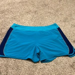 Lucy flex Women’s athletic shorts size XL